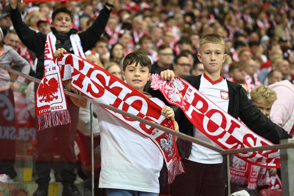 Tłumy kibiców na PGE Narodowym w Warszawie. Polska-Bośnia [ZDJĘCIA]