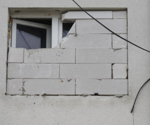 „Czarnobyl” Warszawy zniknie z mapy. „Smród, fetor i grzyb”. Tak wyglądało życie w „13 dzielnicy”