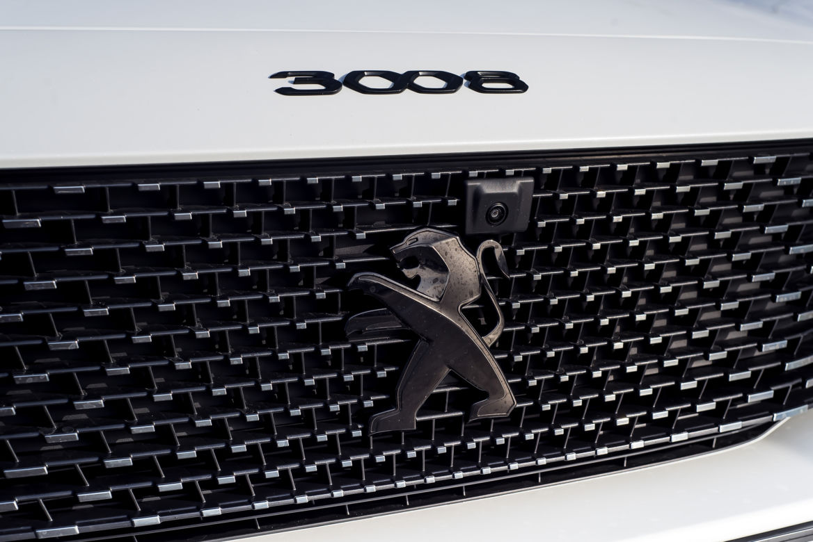 Peugeot 3008 Hybrid4 EAT8 GT
