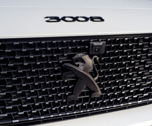 Peugeot 3008 Hybrid4 EAT8 GT
