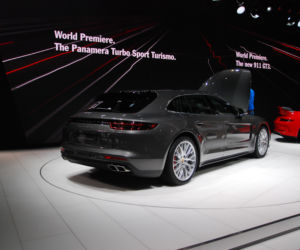 Genewa 2017 - Porsche Panamera