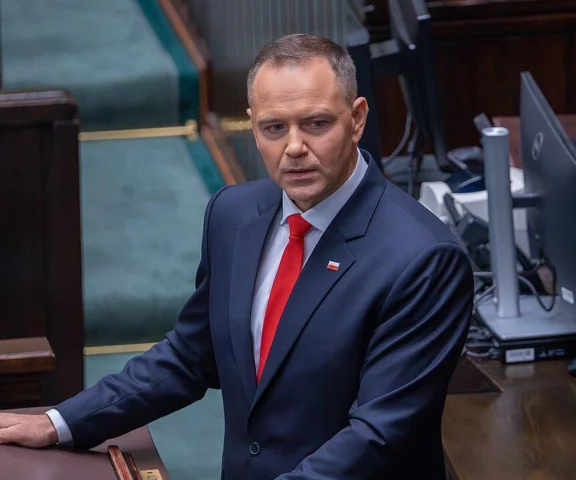 Jeden podpis Nawrockiego i Polacy zyskają do 100 tys. zł!