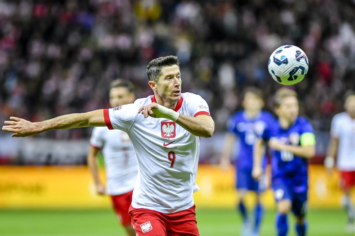 Tyle Robert Lewandowski zarabia za jeden post na Instagramie. Stawka zwala z nóg! 