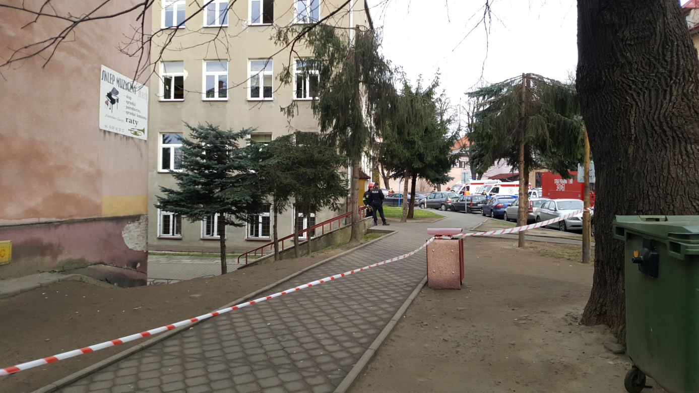 Ewakuacja w centrum miasta! Sześć osób zostało poszkodowanych