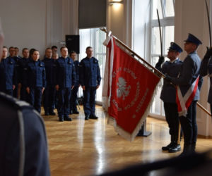27 nowych policjantów na Podkarpaciu. Złożyli ślubowanie
