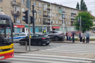 Po śmierci 6-latka postawili tam fotoradar. Pijany kierowca wbił się w barierki przy przystanku