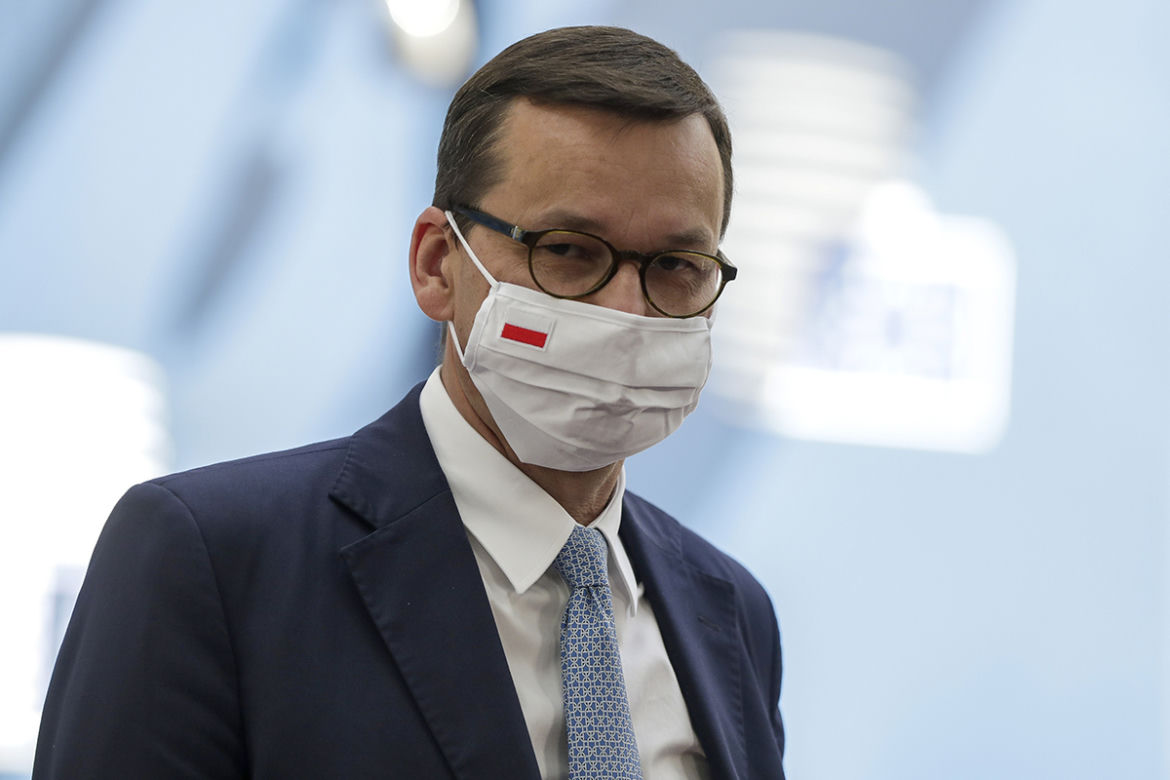 Przywiózł z Unii 700 milardów!