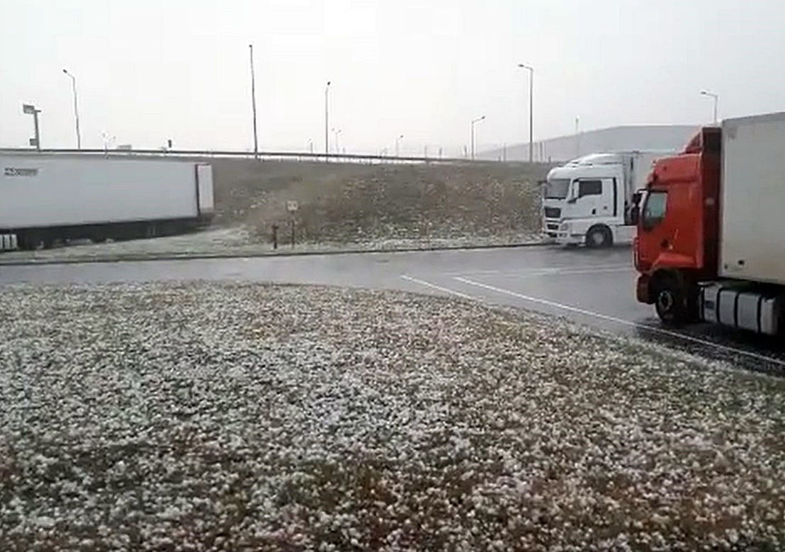 Gwałtowna burza z gradem nad Mysłowicami i Sosnowcem
