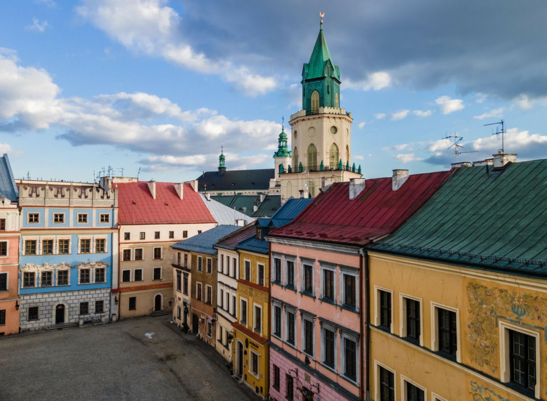 Te miasta w 2023 królowały w czołówce najpiękniejszych. Zachwycał się nimi cały świat