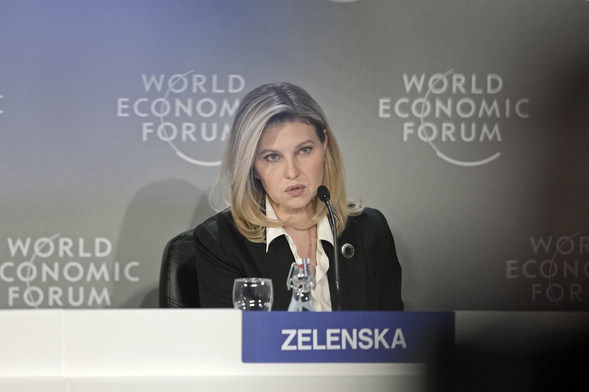 Tak wojna zmieniła twarz Ołeny Zełenskiej 