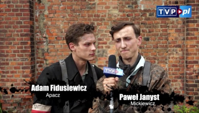 Czas honoru 7 sezon. Apacz (Adam Fidusiewicz), Mickiewicz (Paweł Janyst)