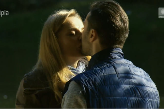 Przyjaciółki 4 odcinek 48 Inga (Małgrozata Socha) Szymon (Filip Bobek)