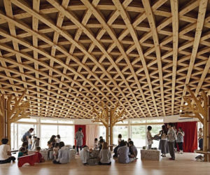 Architektura humanitarna