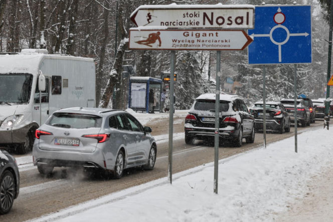 Najazd na Zakopane. Tłumy turystów zmierzają pod Tatry