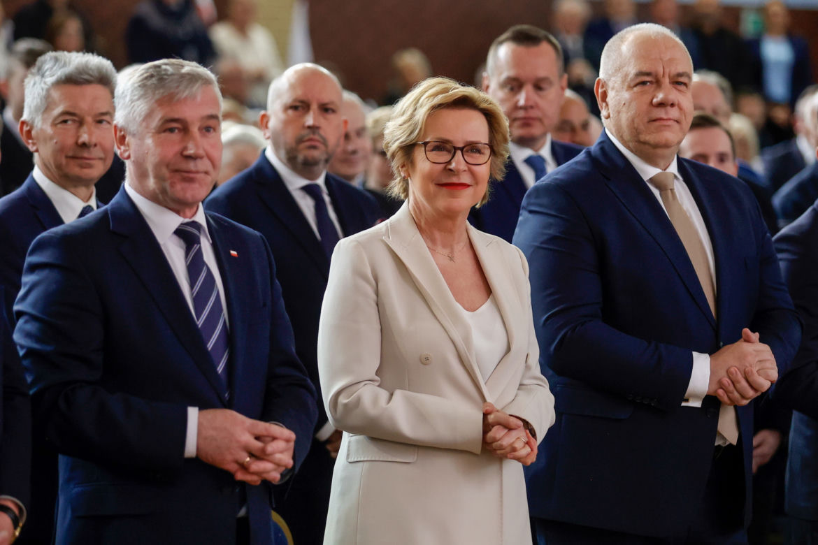 Premier Sasin chwali się budżetem: Rekordowa kwota! 