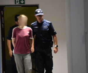 Kalisz/Ostrów. Chciała zabić babcię. Stanęła przed sądem. W Kaliszu ruszył proces ws. 19-letniej wnuczki