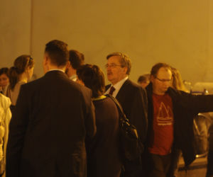 Bronisław Komorowski w kościele