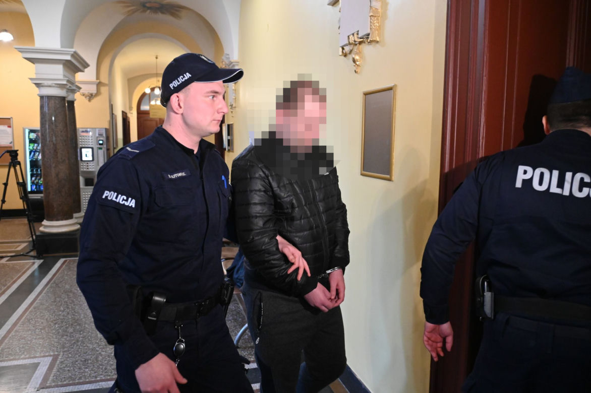 Dawid zgwałcił i zabił 18-letnią Magdę. Kiedyś zrobił to samo 13-latce. Potwór z Sulikowa wciąż czeka na wyrok