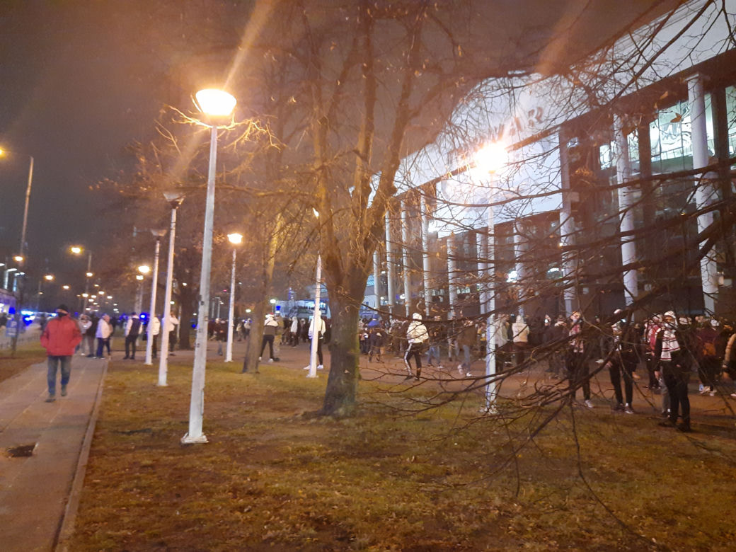 Kibice zgromadzeni podczas meczu Legia-Warta Poznań