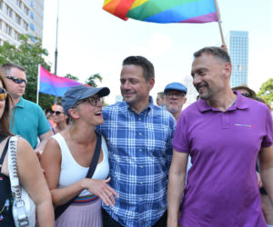 Oni nie odstępowali Trzaskowskiego na krok. Prezydent z ochroną