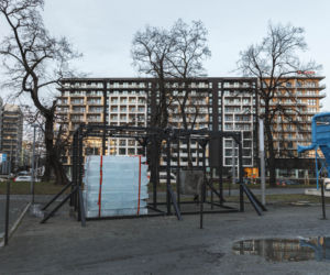 „Maszyna Czasu” przed Muzeum Współczesnym we Wrocławiu