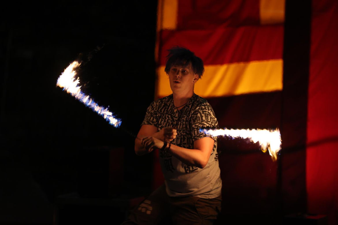 Fire Jam sprawił, że Park Ludowy w Lublinie zapłonął! Tak było podczas Europejskiej Konwencji Żonglerskiej
