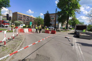 Gigantyczna dziura w drodze na Śląsku! Droga zapadła się na kilka metrów