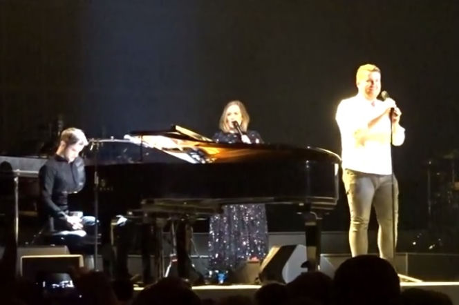 Adele zaprosiła na scenę irlandzkich muzyków. Ronan i Glenn wcześniej przygotowali miks utworów Adele