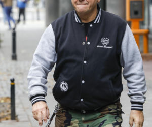 Jerzy Owsiak na przestrzeni lat. Tak zmieniał się jego charakterystyczny wizerunek
