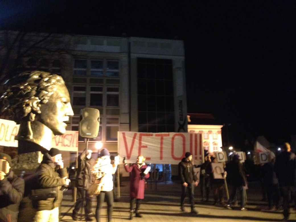 Łańcuch ludzi we Wrocławiu