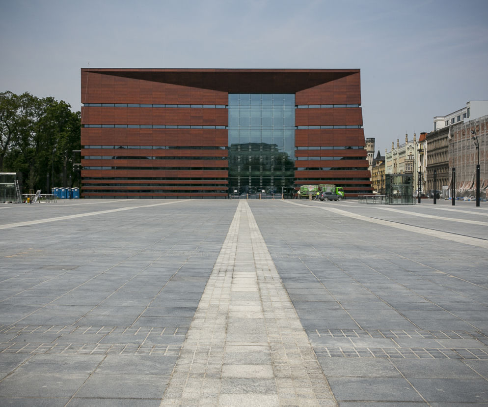Narodowe Forum Muzyki we Wrocławiu, Plac Wolności