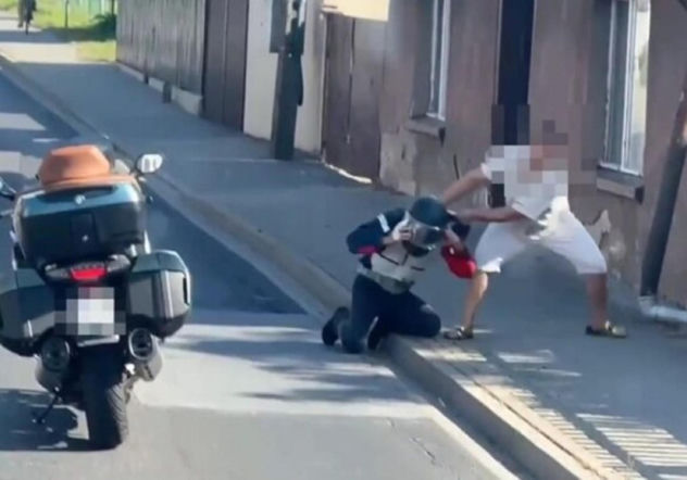 34-latek brutalnie skatował motocyklistę. Świadek wszystko nagrał