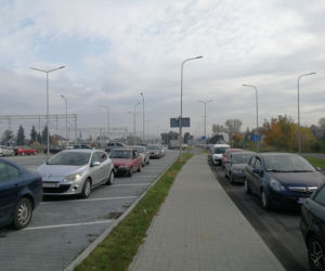 Gigantyczne kolejki do testów na koronawirusa