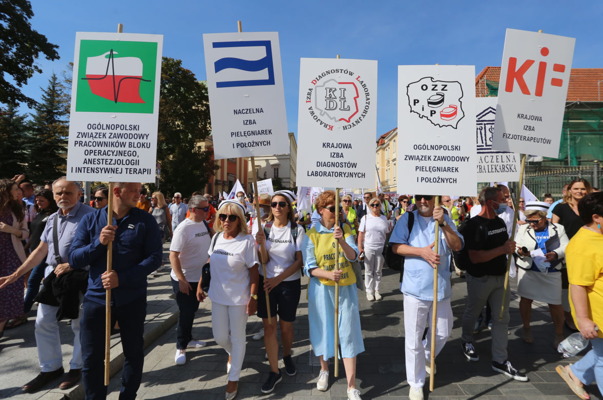 Protest pracowników służby zdrowia w Warszawie