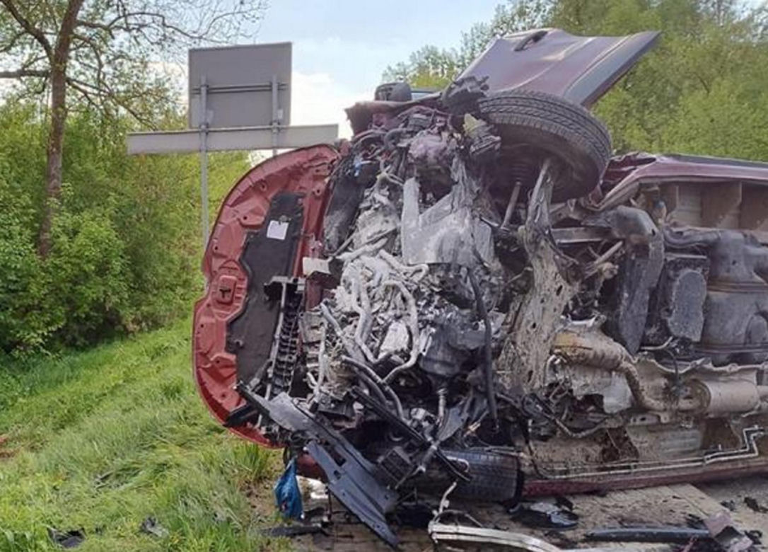Beszowa. Śmiertelny wypadek w czasie rodzinnej wycieczki. Dwie osoby nie żyją, dwie walczą o życie [ZDJĘCIA]