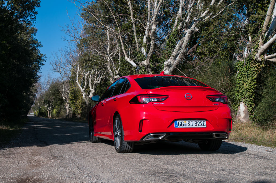Opel Insignia GSi 2.0 Turbo 260 KM 8AT