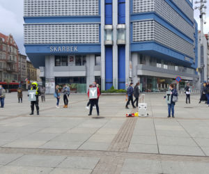 Protest przeciwko wyborom korespondencyjnym w Katowicach 