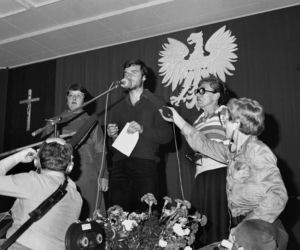 Henryka Krzywonos-Strycharska