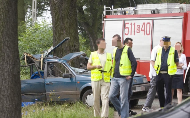 WYPADEK w MIKOŁOWIE: Zginęło 5 osób