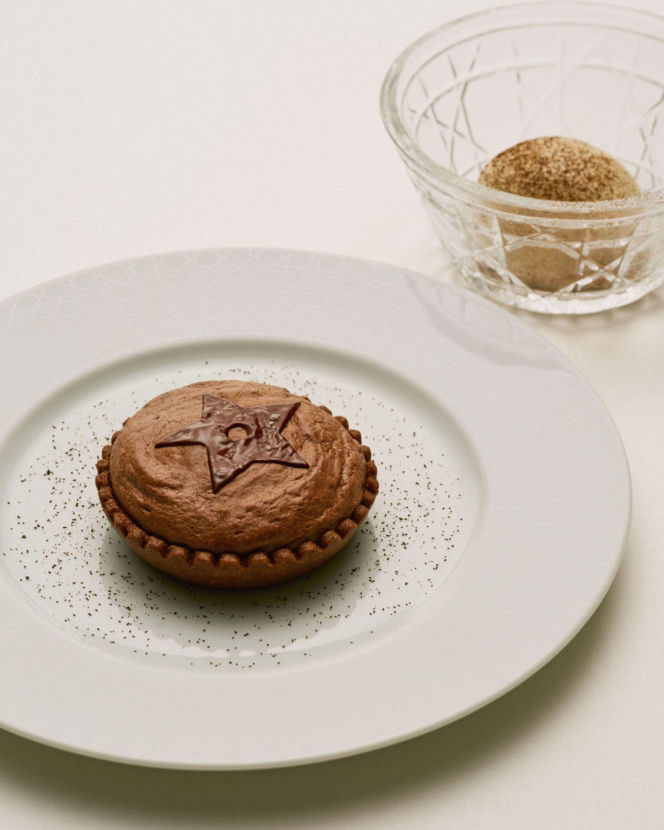 Pierwsza gwiazdka Michelin dla Monsieur Dior – sukces Yannicka Alléno w sercu Paryża