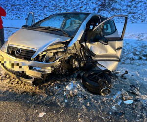 Dwie osoby w szpitalu po czołowym zderzeniu