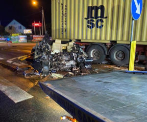 Makabryczny wypadek w Makowcu. Kierowca BMW zginął na miejscu