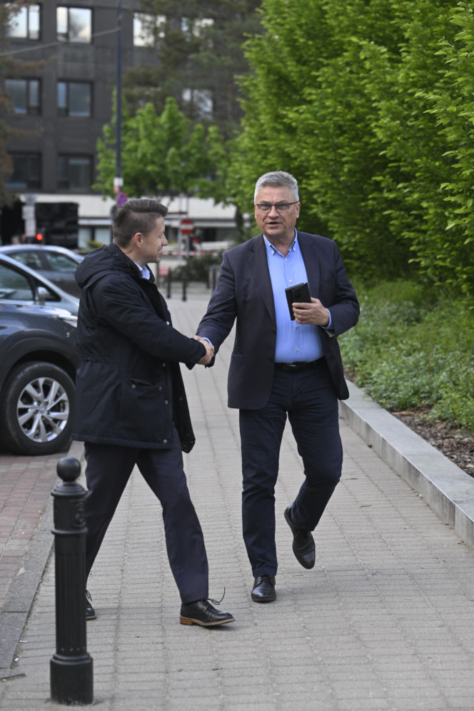 Politycy PiS jadą na wyjazdowe posiedzenie klubu