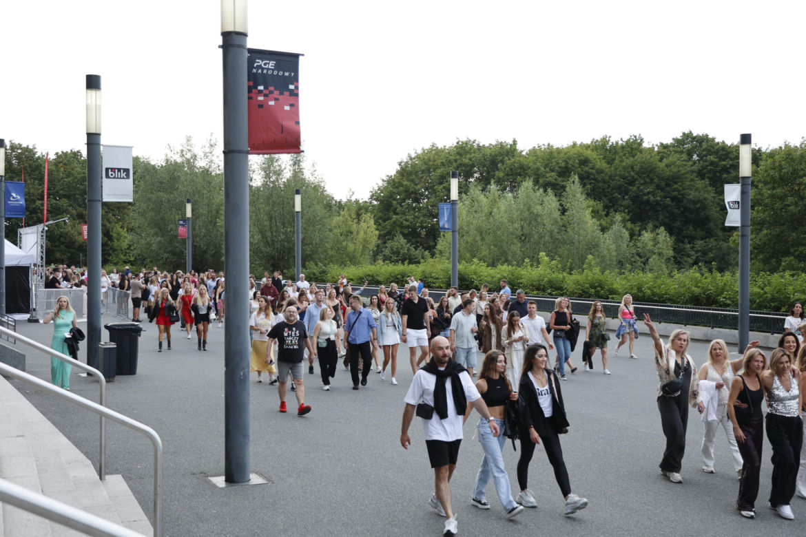 Koncert Jennifer Lopez w Warszawie (25.07.2025) - część pierwsza. Organizatorem koncertu jest Prestige MJM