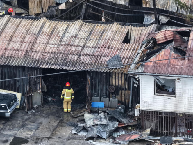 Potężny pożar hali w Warszawie. Wszystko spłonęło, zostały tylko zgliszcza