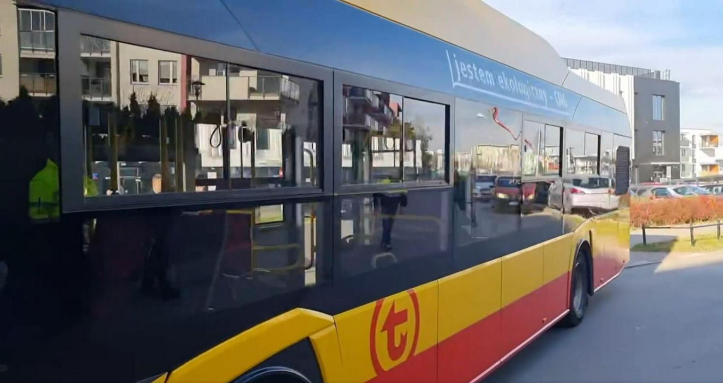 Nie będzie dojeżdżał, bo jest za długi. Mieszkańcy są wściekli, a urząd uspokaja