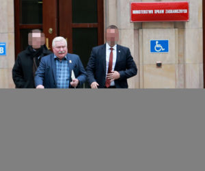 LECH WAŁĘSA POWRÓCIŁ.