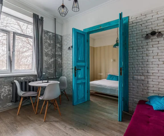 Jak wybrać drzwi wewnętrzne, które łączą estetykę z funkcjonalnością?