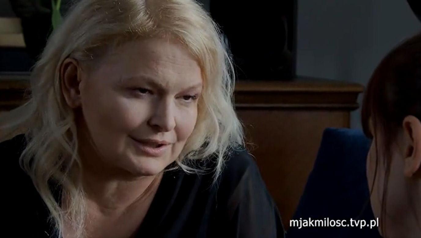 M jak miłość, odcinek 1542: Marta (Dominika Ostałowska), Katia (Joanna Jarmołowicz)