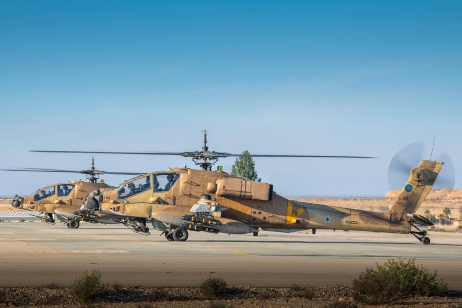 Gaza krwawi, a USA sprzedaje broń. Śmigłowce Apache i pojazdy bojowe dla Izraela